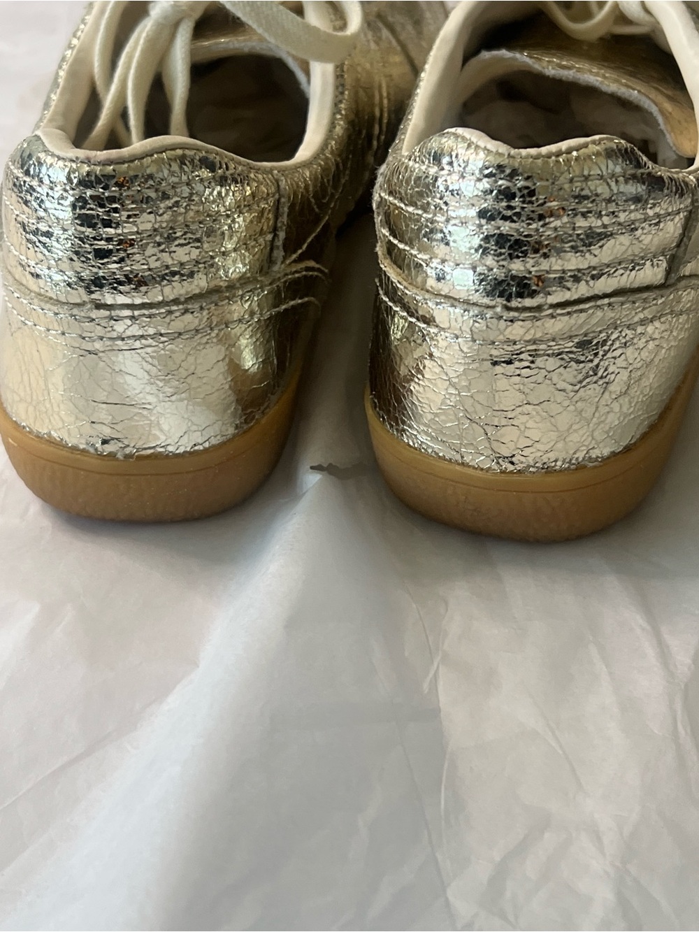 Zara Cracked Metallic Gold Sneakers with Cream Laces - Picture 12 of 15